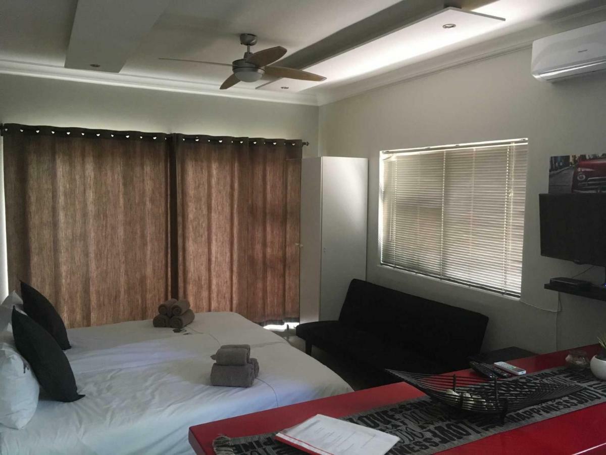 מלון ווינדהוק Suiderhof Self-Catering מראה חיצוני תמונה